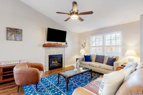Dog-Friendly Yard! Retreat 11 Mi to Destin & Beach - Image 2