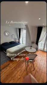 Rouen Station – Romantic and Quiet – Housekeeping & Linens Included  - Image 3