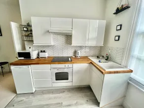 Brand New - Stylish Seafront Bolthole - Image 5