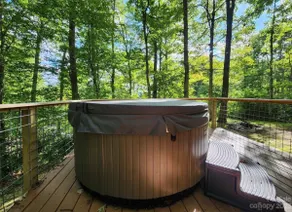 Rough Cut Cabin in Maggie Valley - Image 5