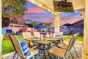 Vacay In The Valley - Entertainers Backyard! - Image 2