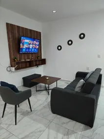 House w/private pool, up to 12 guests, beach 10 m - Image 4