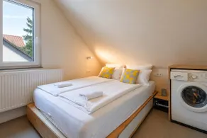 Light Hideaway (45sqm) near BER Airport - Image 5