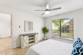 NEW! La Maison Verte - 2/2 w/ Dedicated Workspaces - Image 3