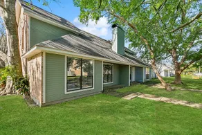 NEW! La Maison Verte - 2/2 w/ Dedicated Workspaces - Image 2