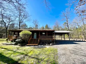 Cabin on 4 acres minutes from Little Red River - Image 3
