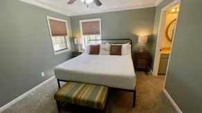 Cabin on 4 acres minutes from Little Red River - Image 2