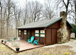 Tiny Forest Getaway • Lake, Hiking & Scenic Byways - Image 3