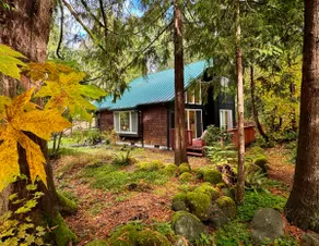 Mt. Hood Timberhaus Retreat - Image 2