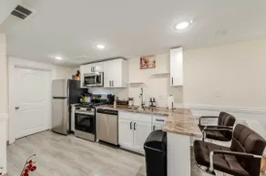 Cozy 2 Bed Apt - Midway Airport - Image 4