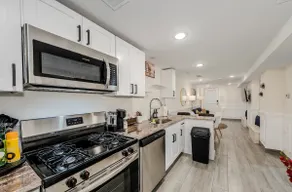 Cozy 2 Bed Apt - Midway Airport - Image 5