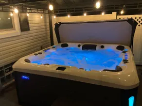 Park Side Guest House/ Hot Tub/ Outdoor Fire Pit - Image 4