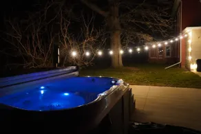 Whiffletree Place, Scenic River Getaway,HotTub,Gym - Image 4