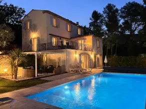 Magnificent Villa with splendide view and heated private pool - Image 2