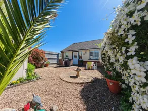 Fully accessible bungalow by the Beach - Image 2