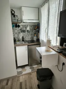 Small private outbuilding - Image 3