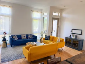 4 Private Suites, 10 Mins to DC, Garage, Metro - Image 2
