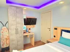 Modern Istanbul 2-BR Apartment with Kitchen No:2 - Image 5