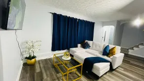 Your Calm Elegant Stay Maple Heights - Image 4