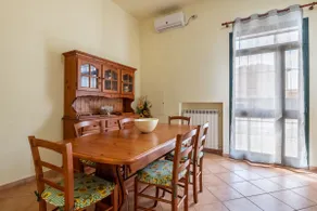 Coastal Heaven, Spacious apartment near the beach - Image 4