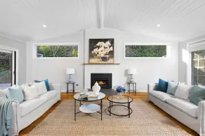 Carinya Centennial | Bowral Spa Retreat - Image 4