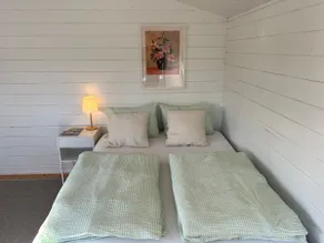 Idyllic cabin by Holtetjønn - Image 2