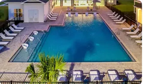 SuperHost Special! 1BR/1BA Luxe Stay in Jax - Image 3