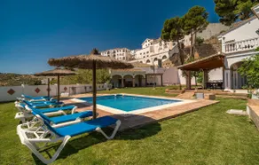Stunning Home in Casarabonela - Image 2