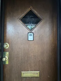 Entire bungalow in Chicago - Image 4