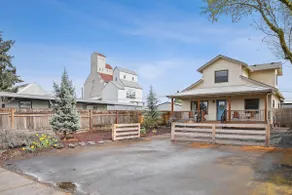 Modern Farmhouse - Hot Tub - Image 2