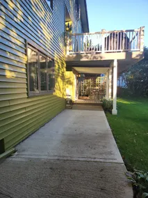 Quiet retreat close to downtown - Image 2