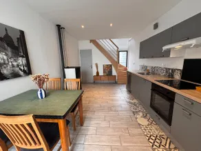 Charming Cottage - Image 2