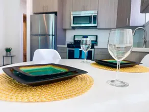 Modern Condo - Image 5