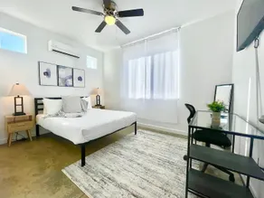Modern Condo - Image 3