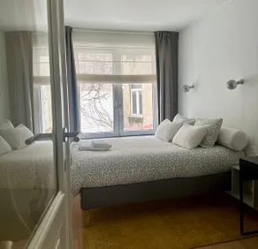 Charming one bedroom apartment in Ixelles - Image 4
