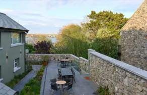 Luxury Townhouse in Roundstone with Sea Views - Image 2