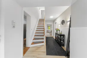 Family & dog vacation home with fenced garden - Image 2