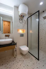 1Bhk Srvc Apartment Nr Central Plaza Mall @ Abode - Image 5