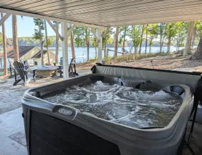 Sleeps 13 | Waterfront Dock + Huge Group Getaway - Image 2