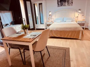A romantic studio in Barri Vell - Image 2
