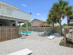 Coastal Cottage - Image 3