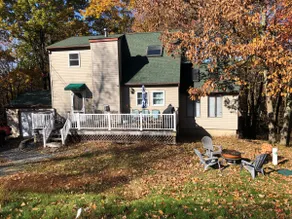 Cool house on a hill - Image 4