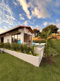 Beautiful Cabin with Jacuzzi, Luxury Pool! - Image 3