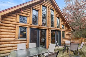 Rustic Ridge Log Cabins - Image 5