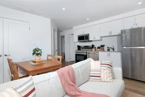 Modern Luxury Townhouse - Image 5