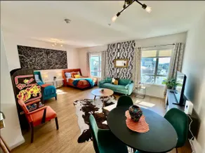 Central Hollywood Studio w/POOL - Image 4