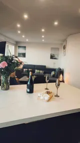 Waterfront cottage - Image 3