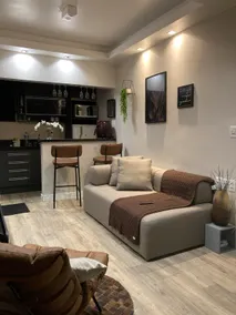 Mancave: Cozy in Bohemia - Image 3
