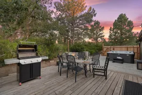 Wilderness Haven with Hot Tub in Franktown - Image 5