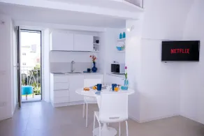 Residenza Ottaviano Boutique Apartment N2 - Image 3